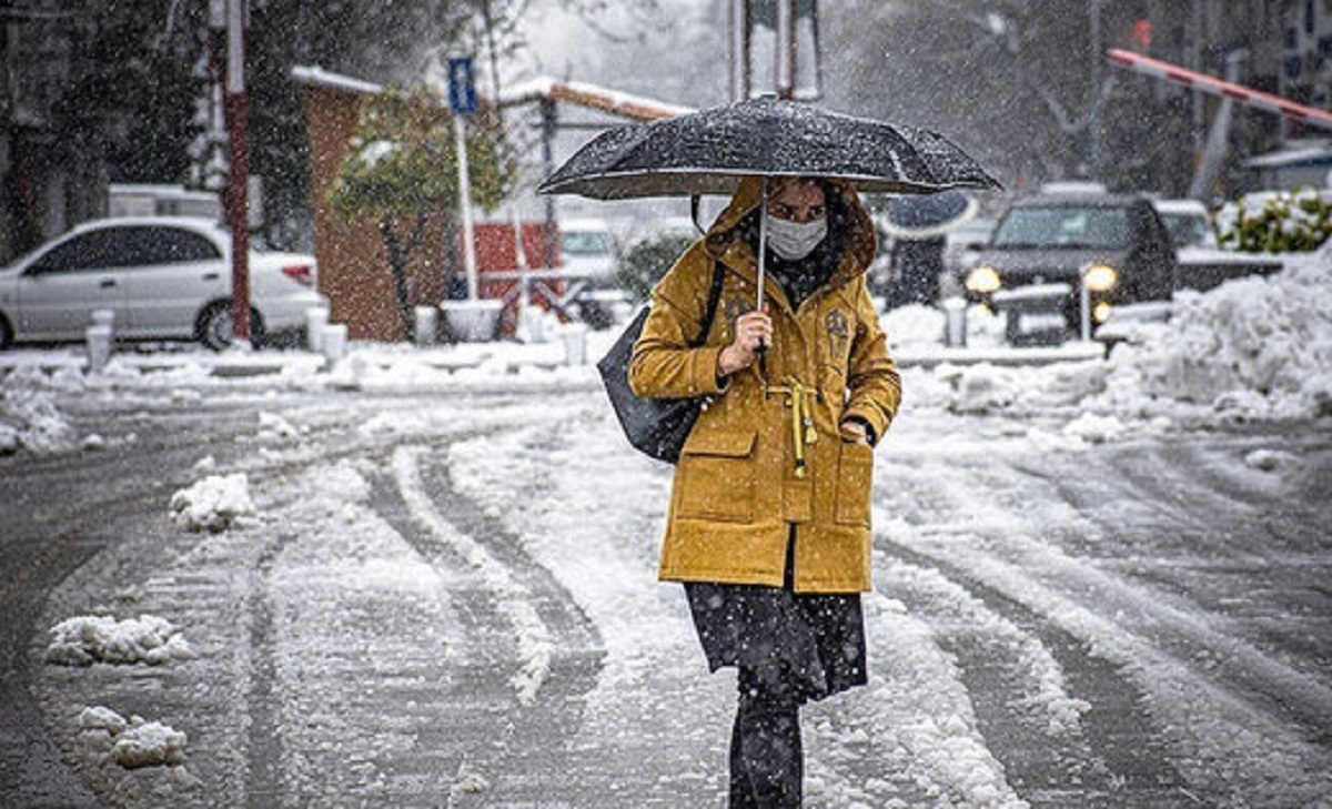بارش پراکنده برف و باران در برخی نقاط/ افزایش غلظت آلاینده های جوی در شهرهای صنعتی