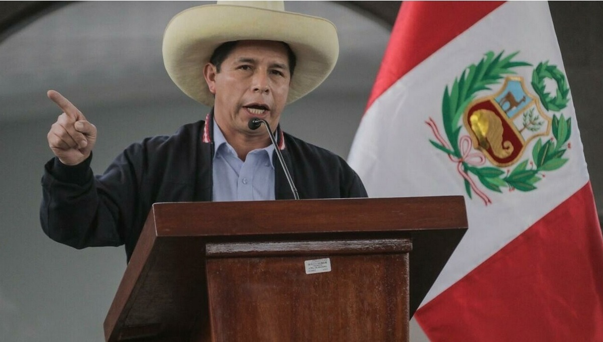 پرو؛ رئیس جمهور برکنار و بازداشت شد / اتهام: فساد مالی و رهبری گروه تبهکار