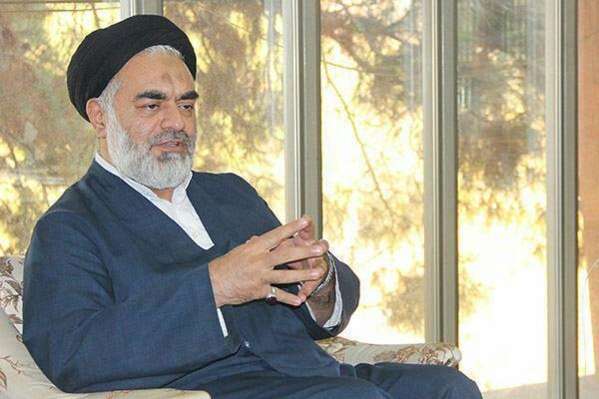 امام جمعه اصفهان: در مورد حجاب مسئولین به وظیفه انقلابی خود عمل کنند و الا مردم متدین وظیفه آتش به اختیار دارند