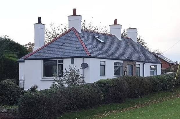 زندگی ۴۰ساله یک زوج در مکانی غیرقابل باور (عکس) زندگی ۴۰ساله یک زوج در مکانی غیرقابل باور (عکس)