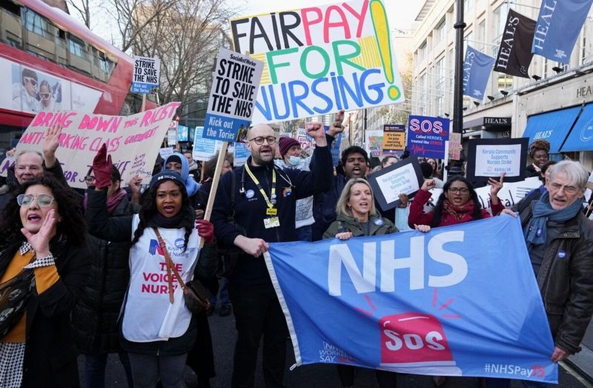 اعتصاب پرستاران انگلیس (+عکس)