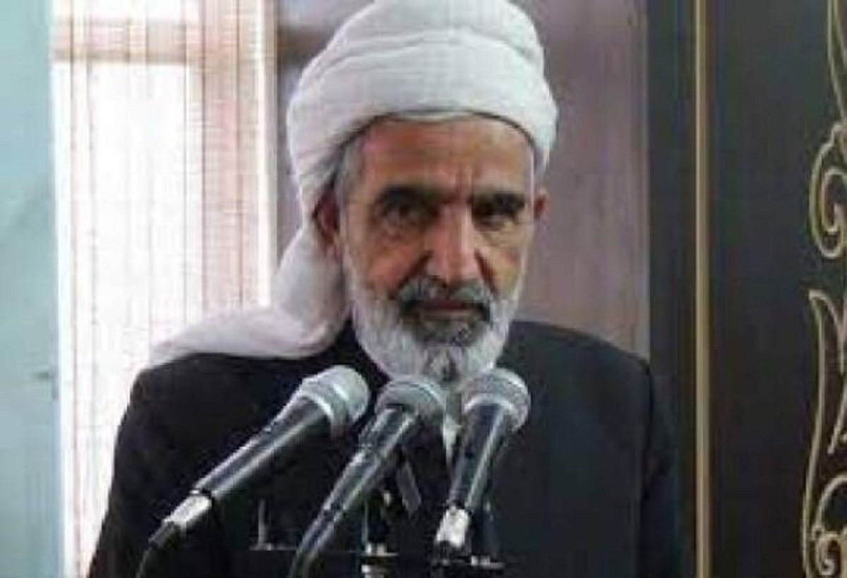 امام جمعه سنندج:
جوانان و نیروهای امنیتی از بکارگیری اسلحه و خشونت ضد یکدیگر حذر کنند