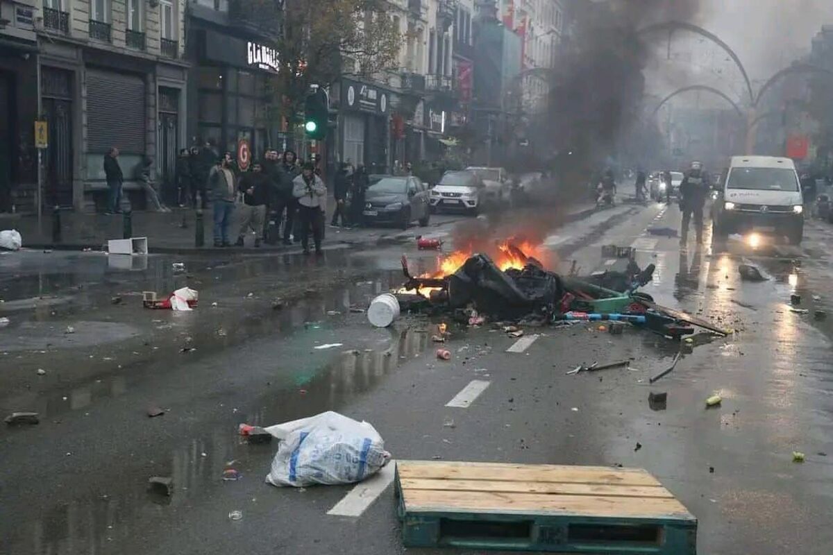 ببینید | ناآرامی در پایتخت بلژیک پس از شکست مقابل مراکش در جام جهانی
