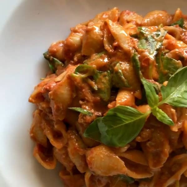 طرز تهیه پاستا گوشت و ریحان طرز تهیه پاستا گوشت و ریحان