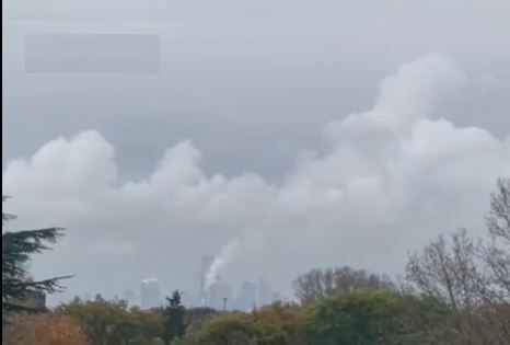 ببینید | انفجار در لندن / تشکیل ابری از دود در آسمان