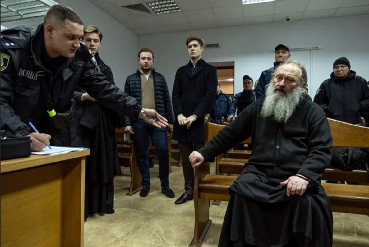 اوکراین کشیش ارتدوکس را به حصر خانگی فرستاد