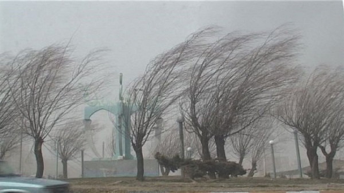 وزش باد شدید در تهران/ افزایش دمای هوا از امروز دوشنبه