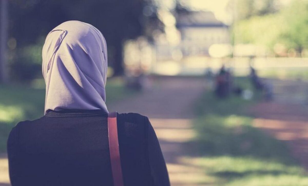 حکم یک دادگاه در وین: ۲۰۰۰ یورو غرامت به یک خانم باحجاب پرداخت شود