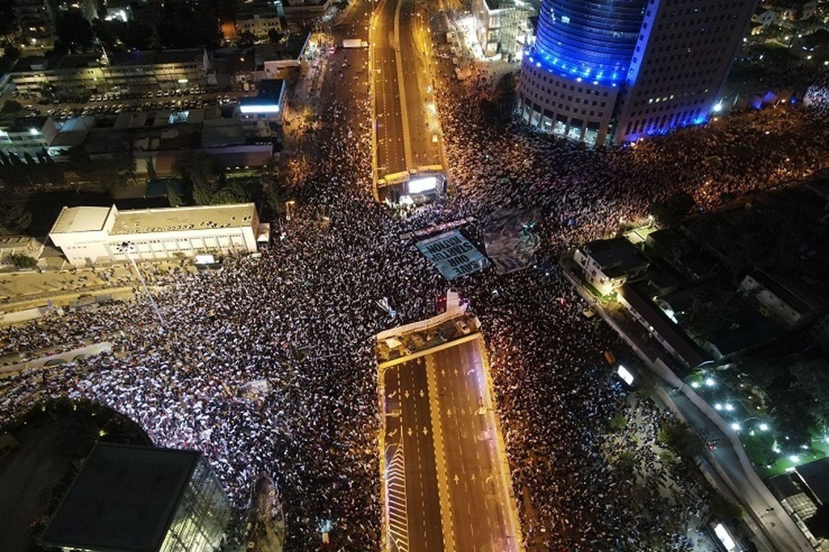 ببینید| شورش خیابانی در تل آویو علیه کودتای نتانیاهو