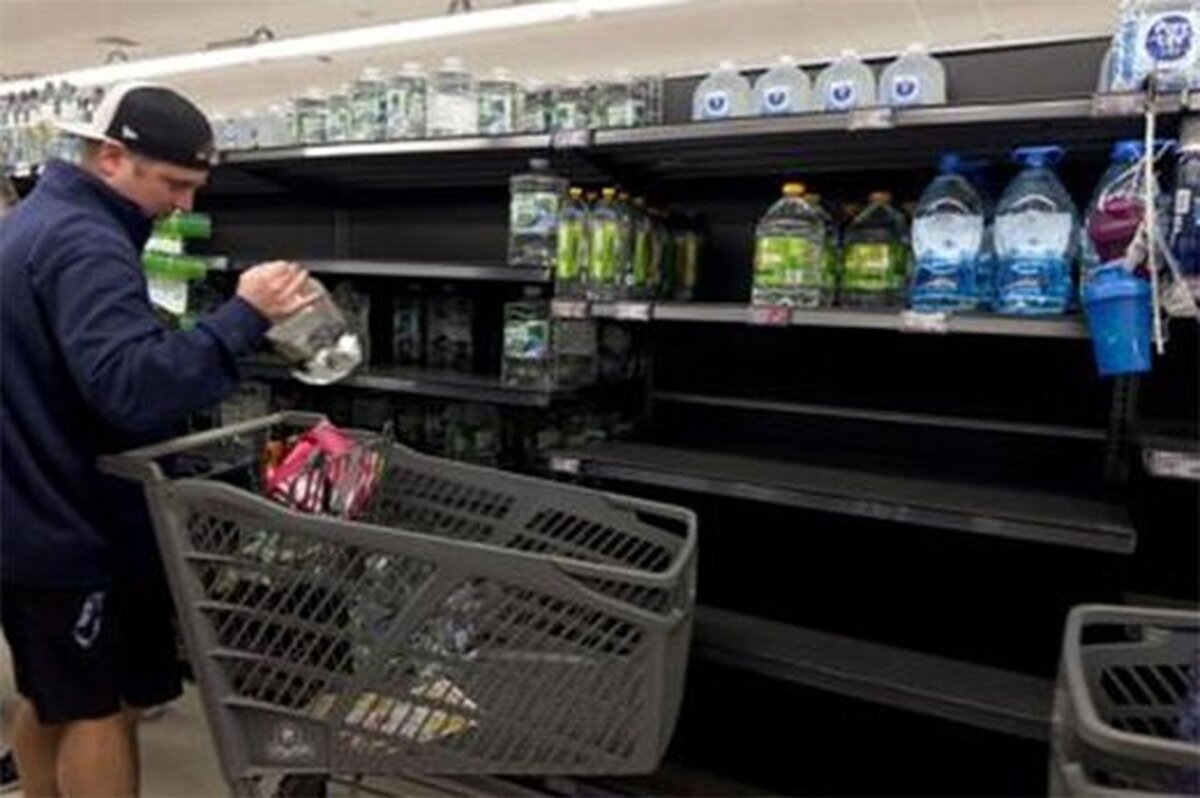 ببینید| حالت آماده باش در فیلادلفیا/ مواد شیمیایی در آب شرب مردم آمریکا