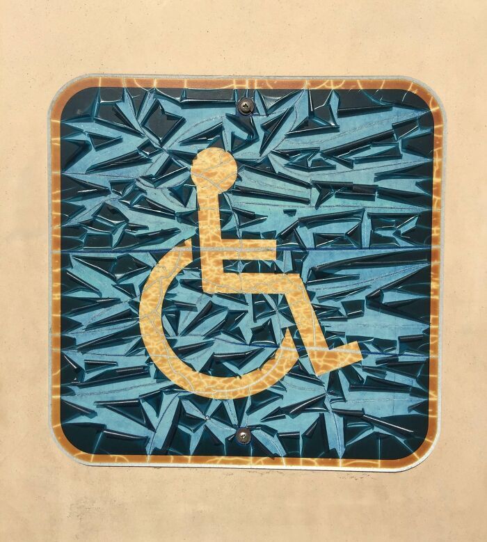 تصادفیترین لحظاتی که دوربینها شکار کردند و خیره کننده شد (عکس) تصادفیترین لحظاتی که دوربینها شکار کردند و خیره کننده شد (عکس)