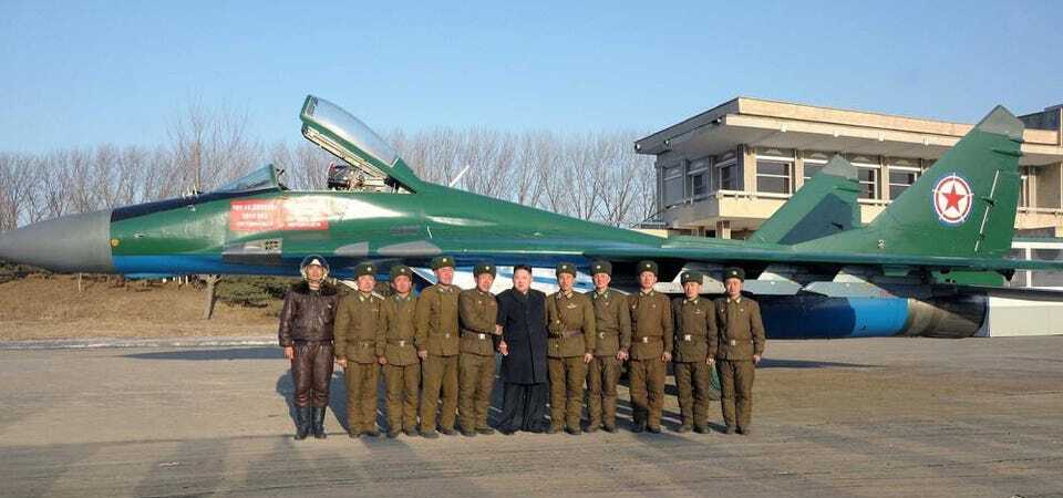 جنگنده‌های نیروی هوایی کره شمالی؛ معرکه گیری عتیقه‌های شرقی در آسمان (+ فیلم و عکس)