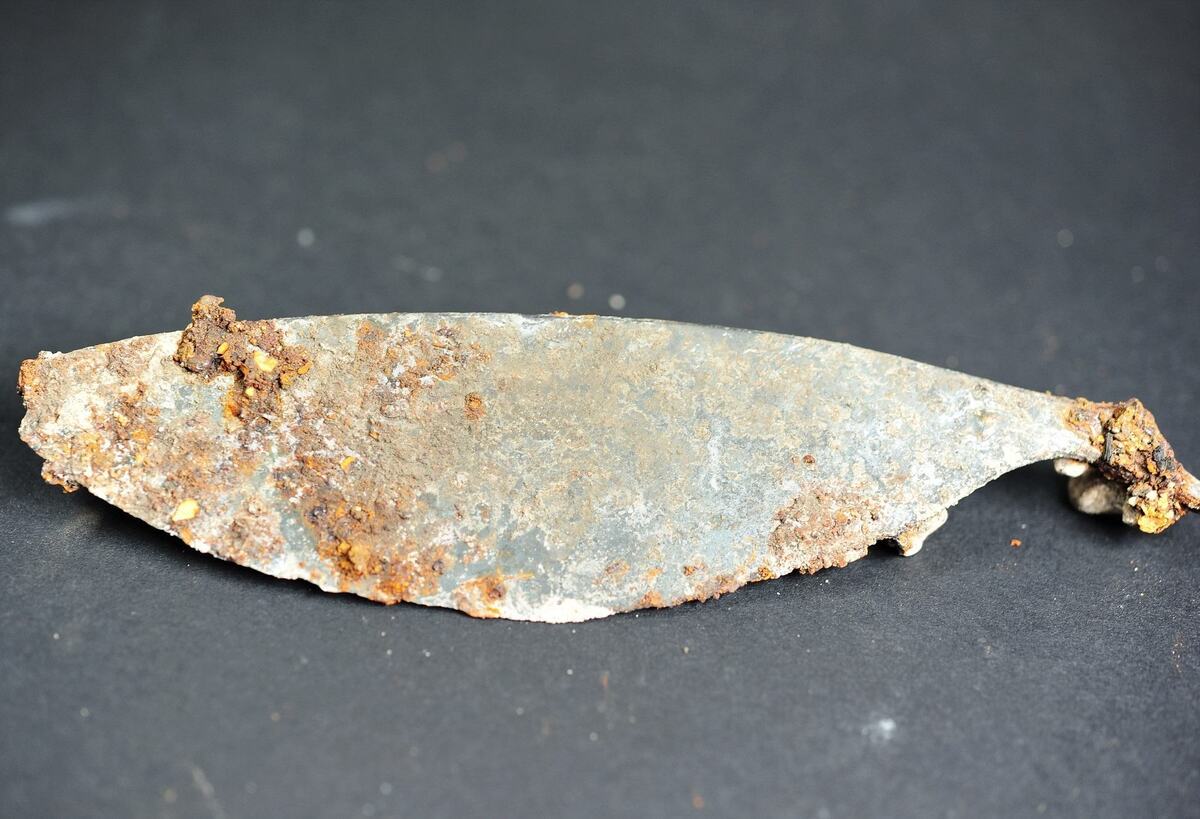 کشف یک قیچی ۲۳۰۰ ساله در آلمان! (+عکس)