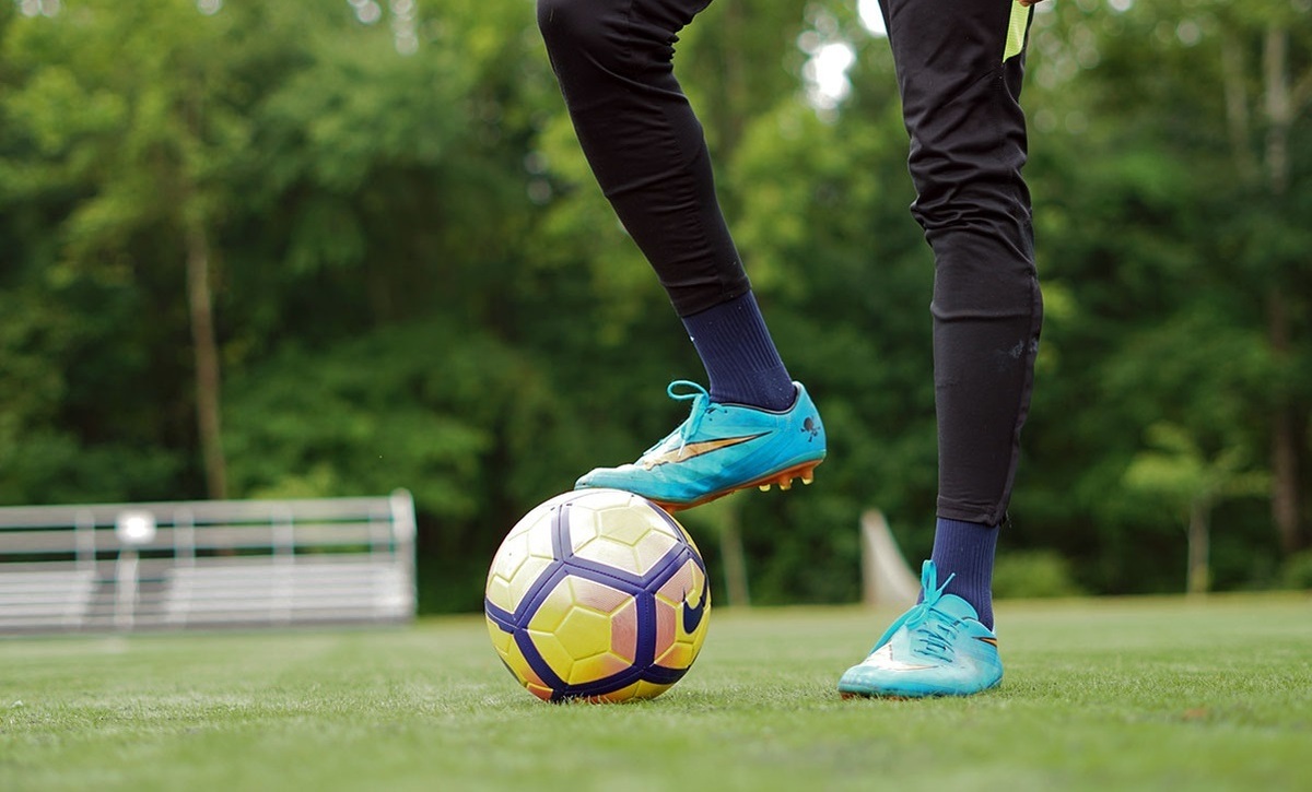 خراسان: نه بازیکن مان بازیکن است، نه سرمربی مان سرمربی؛ نه پیشکسوت مان پیشکسوت؛ این وسط بیچاره هوادار و تماشاگر