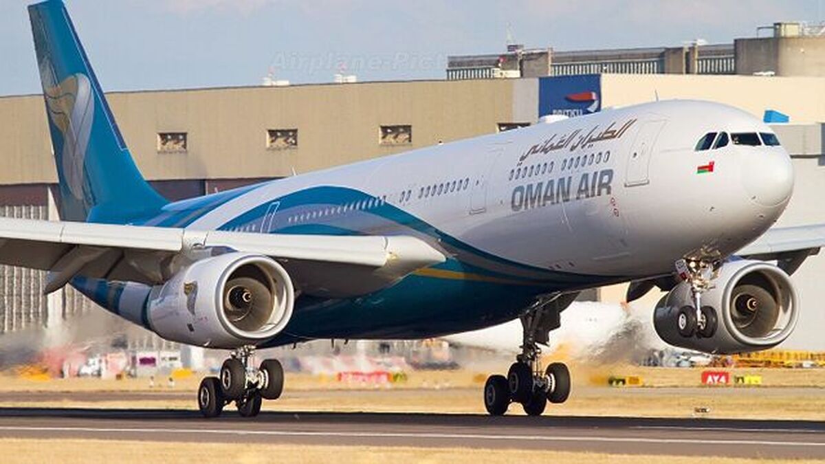 هواپیمای عمان ایر خارج از باند فرودگاه شیراز دچار آسیب دیدگی شد