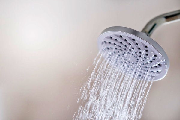 دانستنی های مفید درباره حمام با آب داغ و سرد