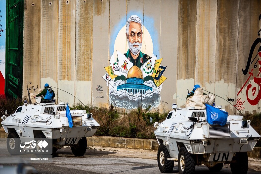 عکس دیده از سردار سلیمانی روی دیوار مرزی لبنان و اسرائیل