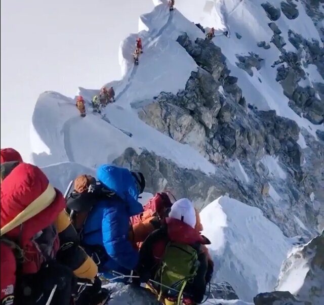 داستان غم‌انگیز کوهنوردانی که اورست آرامگاه ابدی‌شان شد