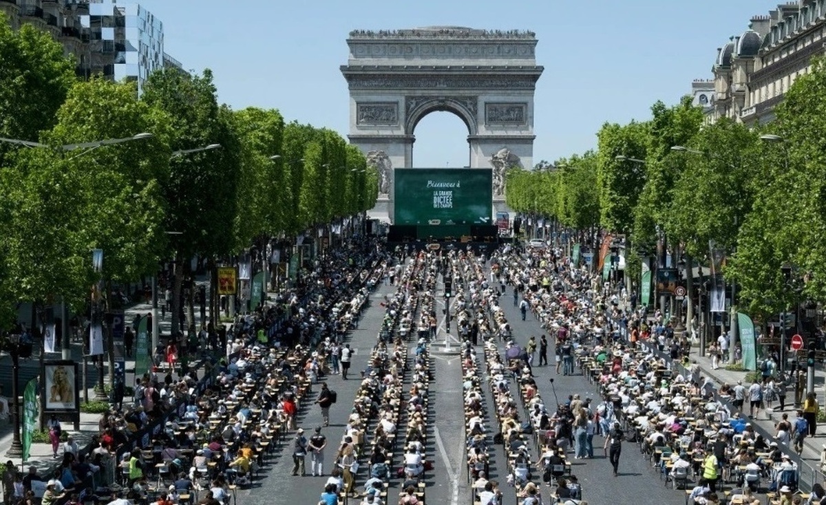 ببینید| بزرگترین امتحان دیکته جهان در پاریس