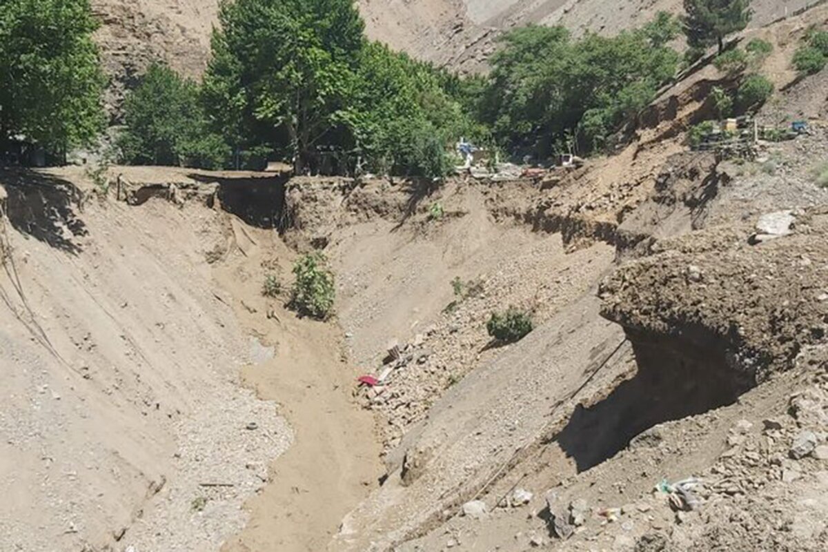 گودال 50 متری در جاده چالوس