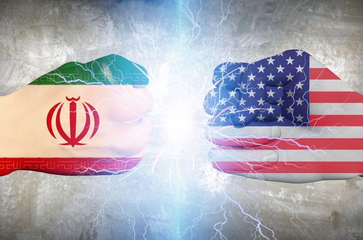 رویترز از قول مقام آمریکایی: هیچ گفت‌وگویی در مورد «توافق موقت» در جریان نیست/ به تهران یادآور شده‌ایم که چه گام‌هایی ممکن است جو بهتری را بر روابط حکمفرما کند