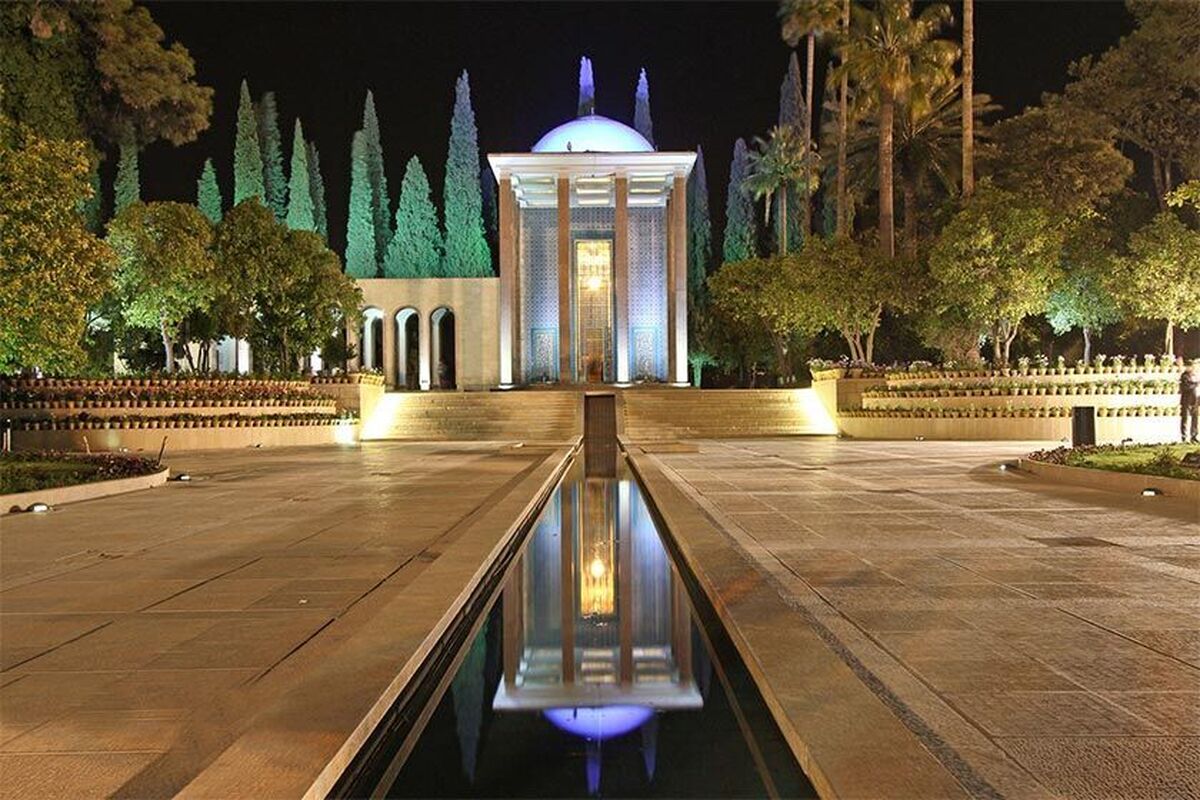 «حوض ماهی» سعدی خشکید/ شورای شهر شیراز: «۴۰ سال است آرامگاه سعدی مرمت نشده»