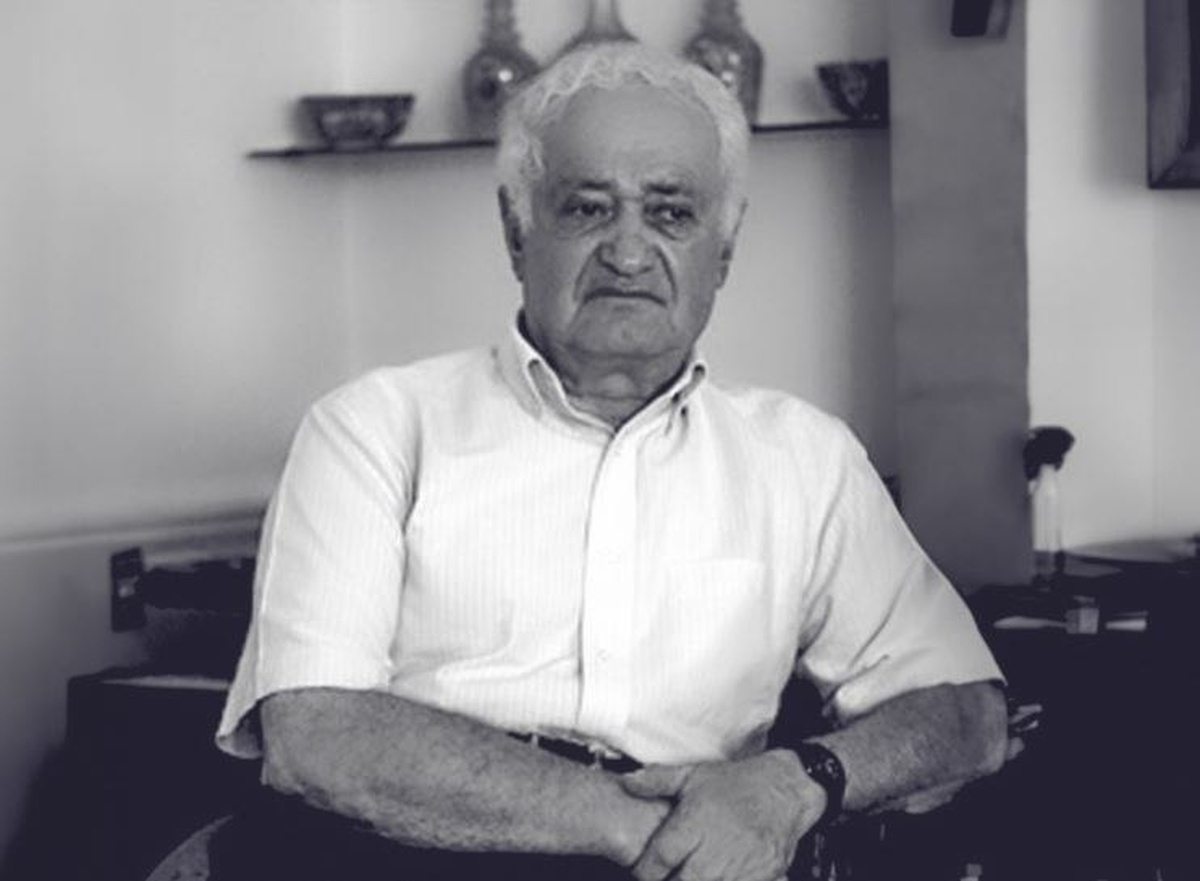 حسن کامشاد؛ خاطرۀ تکان‌دهندۀ دیدار با نهرو در کمبریج/ طعنه‌زنان به مصدق بخوانند
 