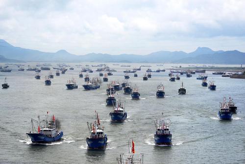 قایق های ماهیگیری در بندر ژوشان چین
