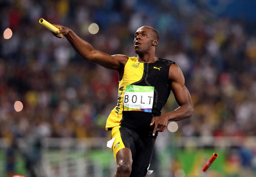 کسب مدال طلای مسابقات دو 4 در 100 متر امدادی مردان در المپیک ریو از سوی یوسین بولت دونده اسطوره ای جاماییکا . این نهمین مدال طلای بولت در سومین حضورش در المپیک سه دوره اخیر است
