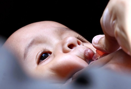 واکسیناسیون فلج اطفال در کراچی پاکستان