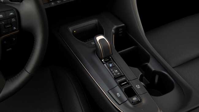 تویوتا کراون پلاتینوم 2023