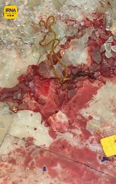 تصاویری از خون شهدای امروز حادثه تروریستی حمله به حرم شاهچراغ