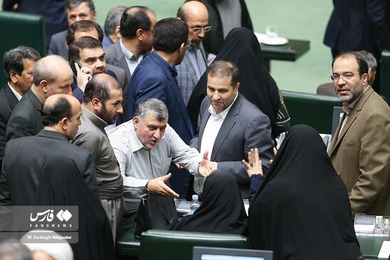 حاشیه های استیضاح وزیر صمت