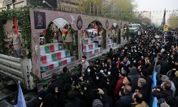 دیدنی های امروز؛ از توفان برفی آمریکا تا قطار سریع السیر چین 9