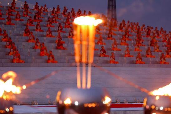 دیدنی های امروز؛ از دهمین سالگرد درگذشت چاوز تا جشنواره بودایی ها 5