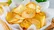 طرز تهیه چیپس نمکی ساده و خوشمزه با تمام نکات!