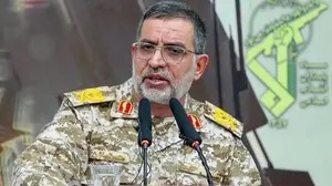 سردار نائینی: دشمن باید منتظر ضربات دردناک‌تر و هدفمندتری باشد