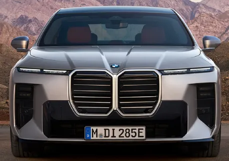 پرچمدار BMW رونمایی شد / مقایسه تصویری سری 7 جدید و مدل فعلی