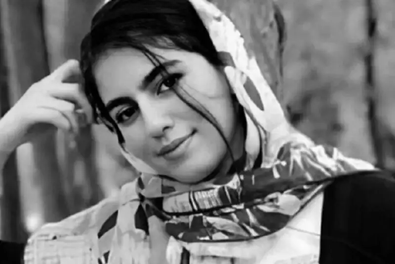 الهه حسیننژاد الهه حسیننژاد