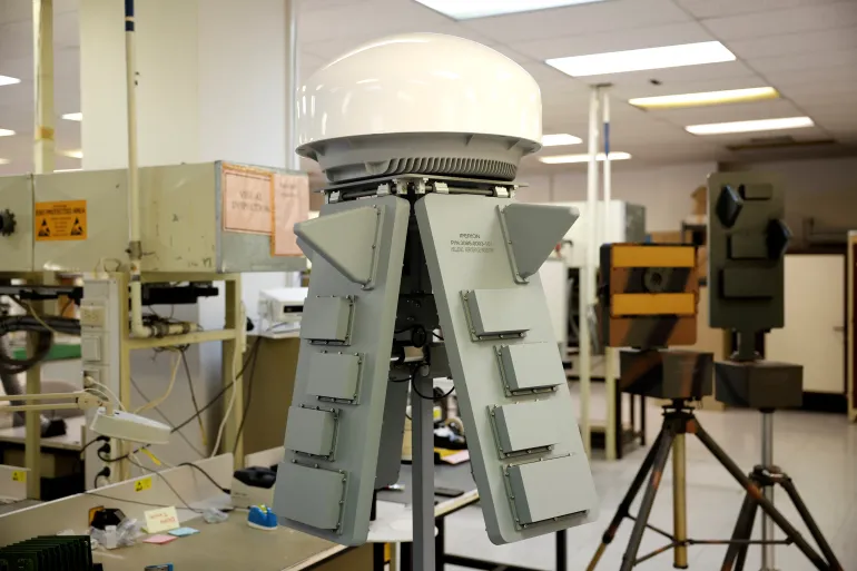 سامانه یونانی ضدپهپاد ایپریون (رویترز) سامانه یونانی ضدپهپاد ایپریون (رویترز)