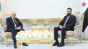 استقبال الجولانی، رئیس دوره انتقالی سوریه از نخست‌وزیر لبنان در دمشق