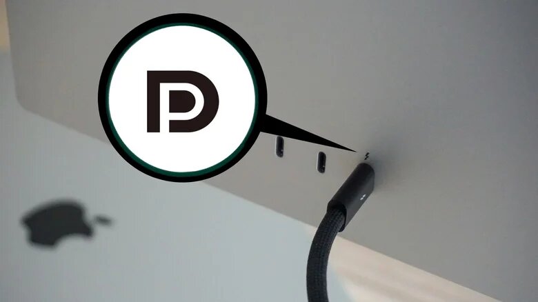 علامت D کنار پورت USB