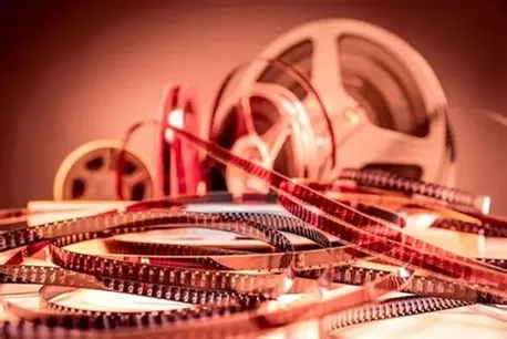 پخش 30 فیلم از تلویزیون در آخر (+اسامی و اطلاعات فیلم‌ها)
