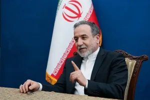 عراقچی: همه دستگاه‌ها باید مستقل از مذاکرات کار خود را انجام دهند، ممکن است فریب باشد