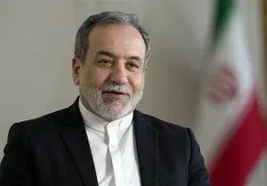 عراقچی: ما هرگز تسلیم نمی‌شویم/ عزت ما قابل معامله نیست.