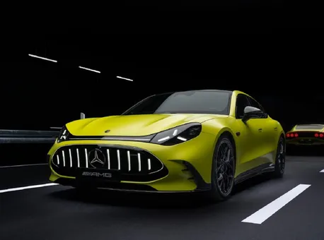 AMG GT 4-Door جدیدترین محصول مرسدس بنز : طراحی جسورانه چراغ های عقب و تولد یک هیولا در خانواده آ ام گ جی تی (+فیلم و عکس)