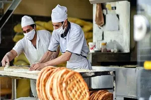 کیهان: افزایش قیمت نان مشکوک است؛ نهادهای امنیتی ورود کنند