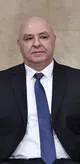 چه کسی خائن است؟