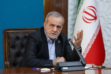 پزشکیان: توسعه مسیر‌های ترانزیتی منطقه، بستر اتصال اروپا به خلیج فارس و آسیا است