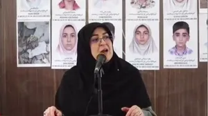 مرثیه خوانی سخنگوی دولت در نشست خبری برای دانش‌آموزان شهید میناب